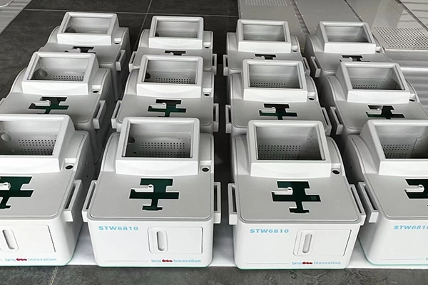 Visible surfaces, parting lines, texture, colour, printing and fit should be defined with the intended quantity and inspection scope in mind.